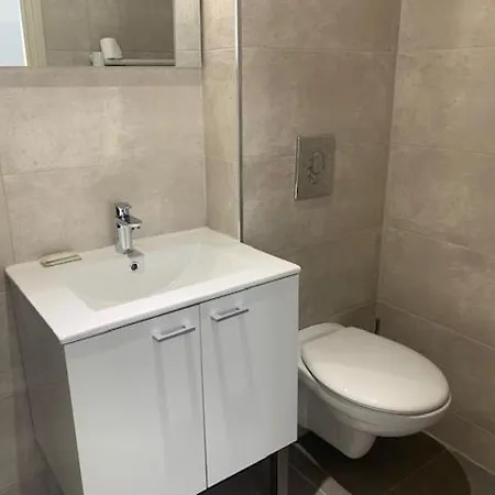 شقة 2 Pieces Avec Terrasse Privative - Quartier Republique Ln01 *